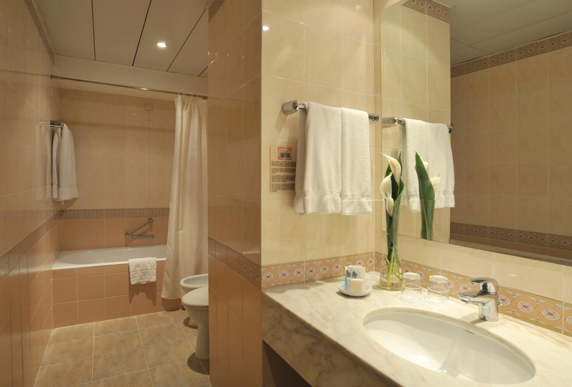 פונשל Pestana Miramar Garden & Ocean Hotel מראה חיצוני תמונה