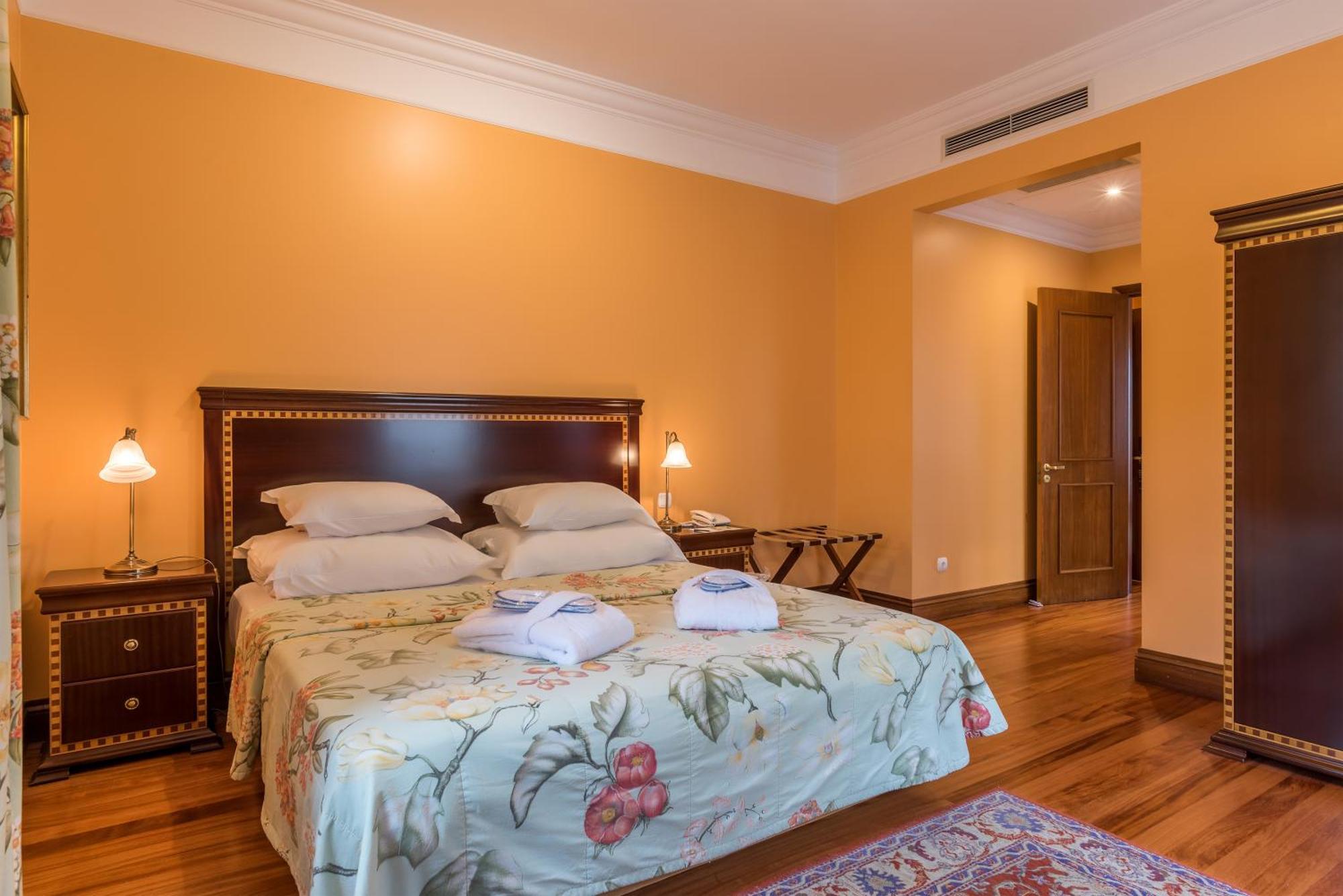 פונשל Pestana Miramar Garden & Ocean Hotel מראה חיצוני תמונה