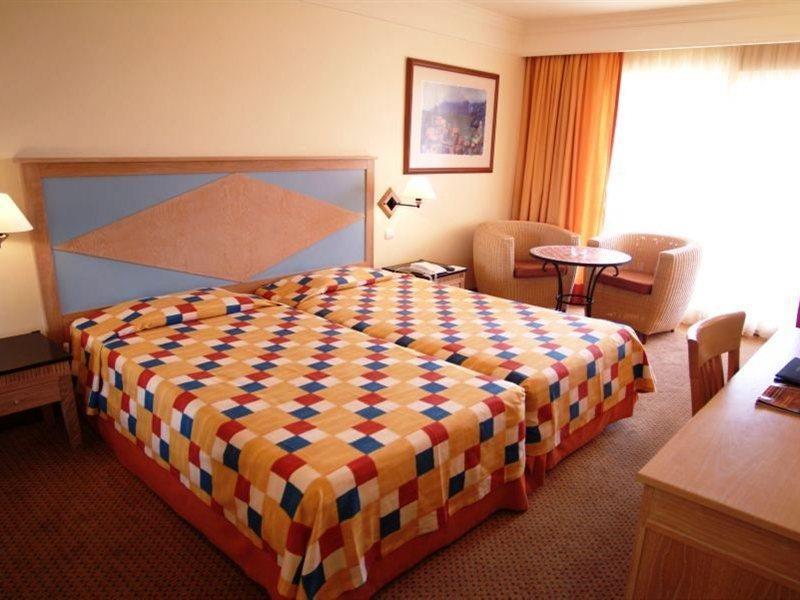 פונשל Pestana Miramar Garden & Ocean Hotel מראה חיצוני תמונה