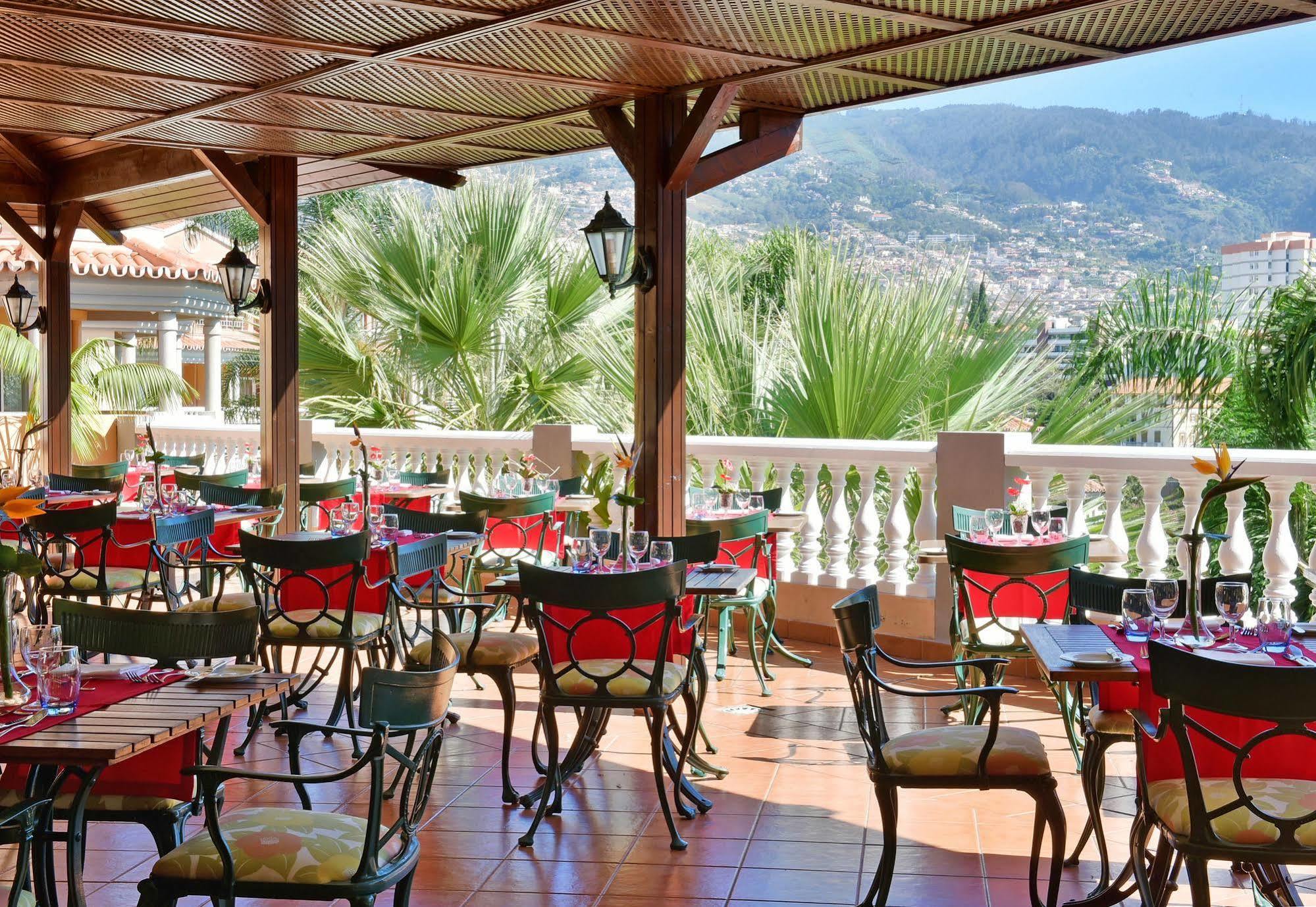 פונשל Pestana Miramar Garden & Ocean Hotel מראה חיצוני תמונה